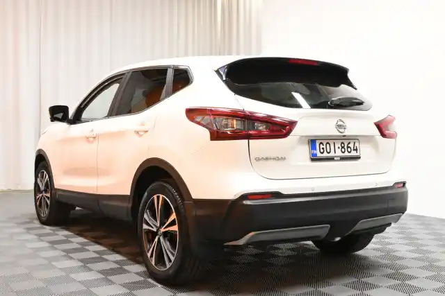 Valkoinen Maastoauto, Nissan Qashqai – GOI-864