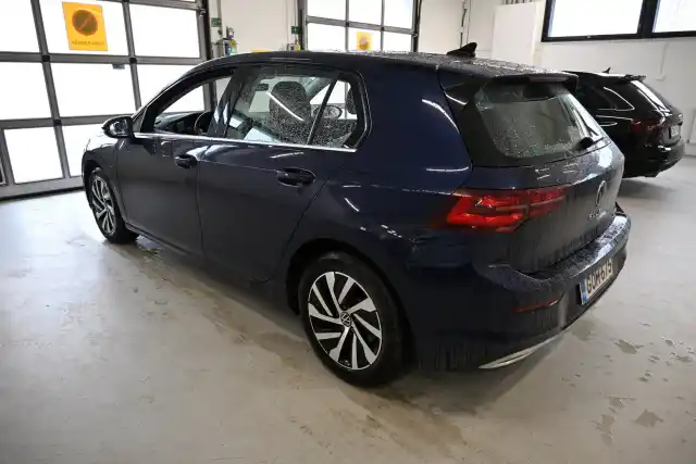 Sininen Viistoperä, Volkswagen Golf – GOM-675