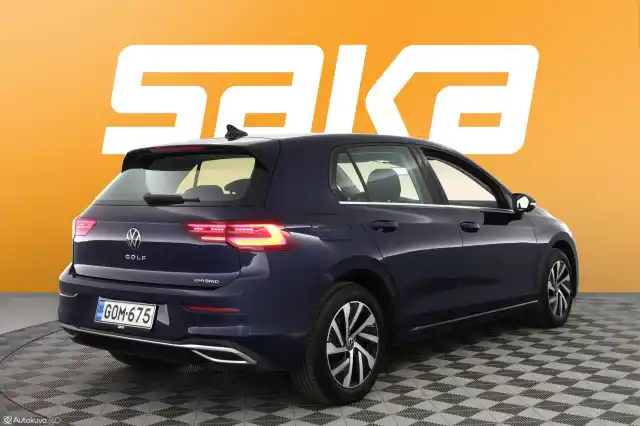 Sininen Viistoperä, Volkswagen Golf – GOM-675
