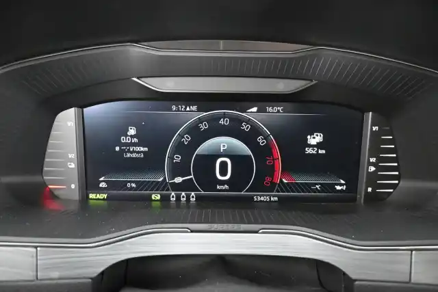Harmaa Sedan, Skoda Superb – GON-326
