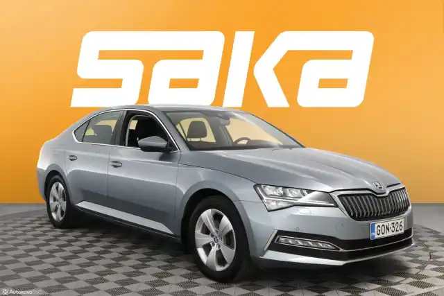 Harmaa Sedan, Skoda Superb – GON-326