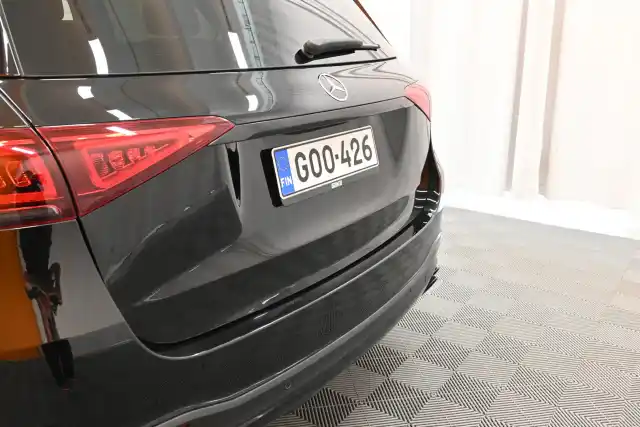 Musta Maastoauto, Mercedes-Benz GLE – GOO-426