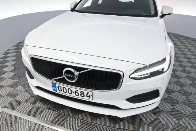 Valkoinen Farmari, Volvo V90 – GOO-684