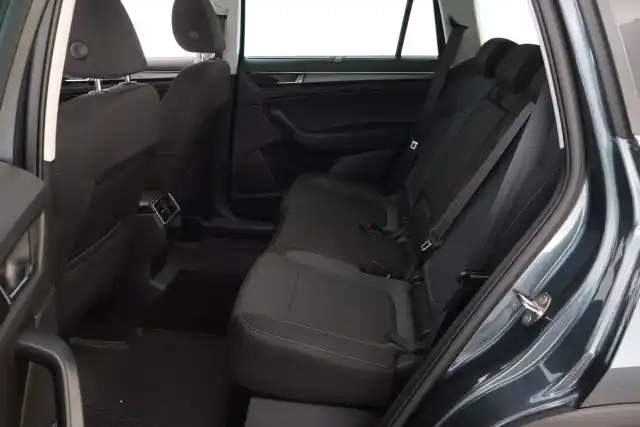 Harmaa Maastoauto, Skoda Kodiaq – GOP-171