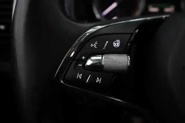 Harmaa Maastoauto, Skoda Kodiaq – GOP-171