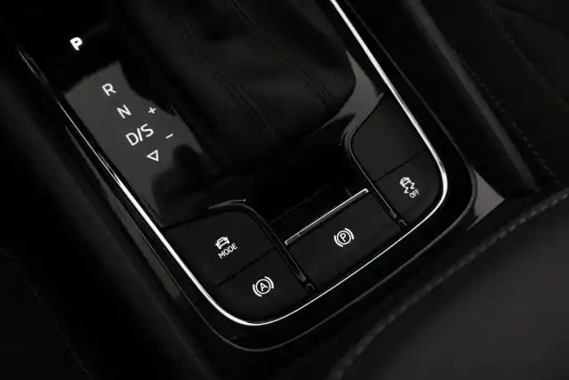 Harmaa Maastoauto, Skoda Kodiaq – GOP-171