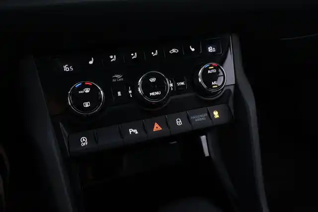 Harmaa Maastoauto, Skoda Kodiaq – GOP-171