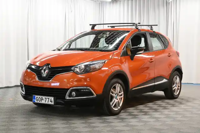 Oranssi Viistoperä, Renault Captur – GOP-774