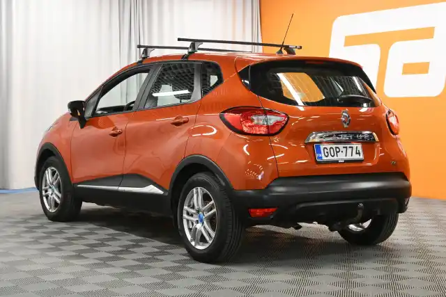 Oranssi Viistoperä, Renault Captur – GOP-774