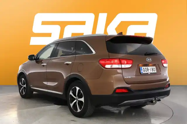 Ruskea Maastoauto, Kia Sorento – GOR-180