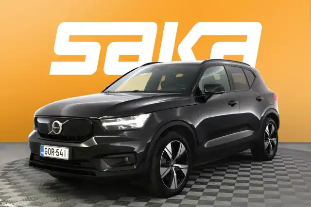 Musta Maastoauto, Volvo XC40 – GOR-541