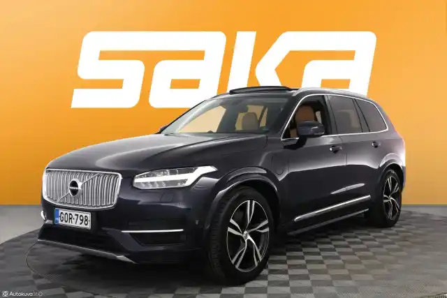 Sininen Maastoauto, Volvo XC90 – GOR-798