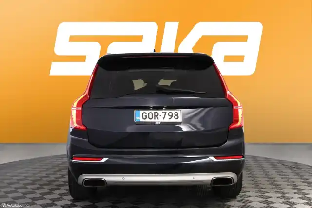 Sininen Maastoauto, Volvo XC90 – GOR-798