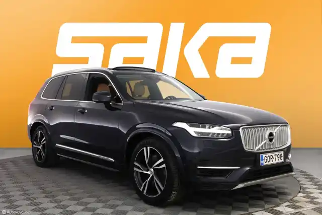 Sininen Maastoauto, Volvo XC90 – GOR-798