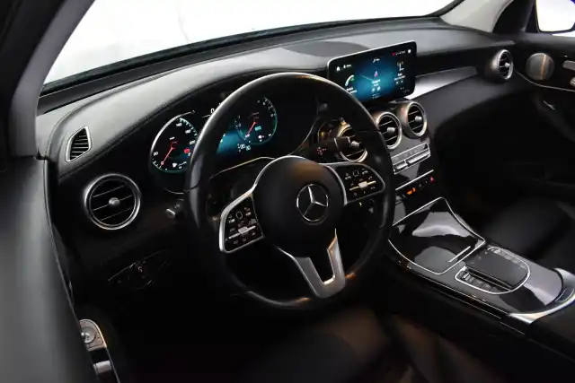 Musta Maastoauto, Mercedes-Benz GLC – GOS-934