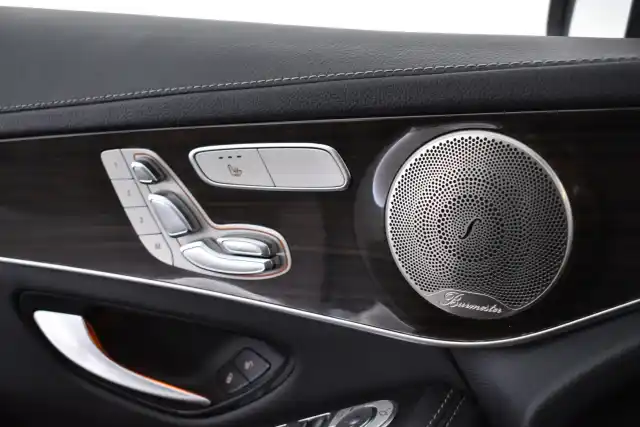 Musta Maastoauto, Mercedes-Benz GLC – GOS-934
