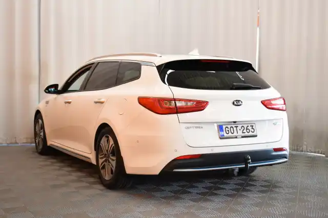 Valkoinen Farmari, Kia Optima – GOT-263