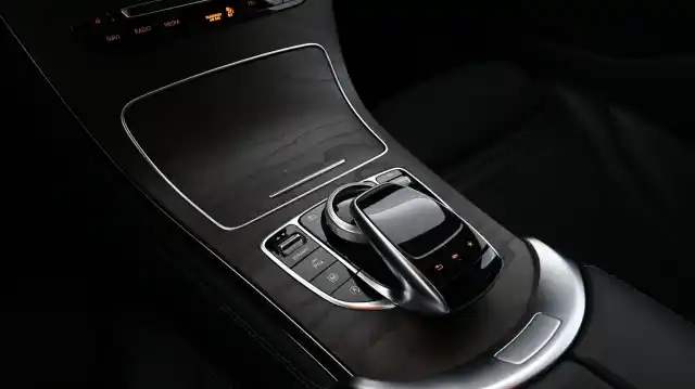 Musta Maastoauto, Mercedes-Benz GLC – GOT-295