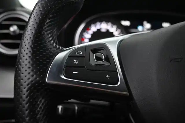  Farmari, Mercedes-Benz E – GOT-852