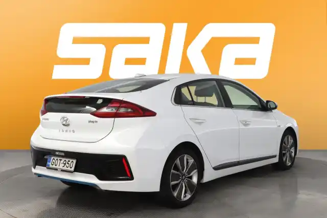 Valkoinen Viistoperä, Hyundai IONIQ PLUG-IN – GOT-950