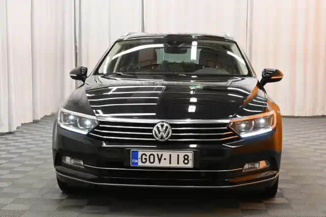 Musta Farmari, Volkswagen Passat – GOV-118