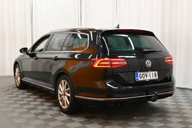 Musta Farmari, Volkswagen Passat – GOV-118