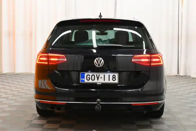 Musta Farmari, Volkswagen Passat – GOV-118