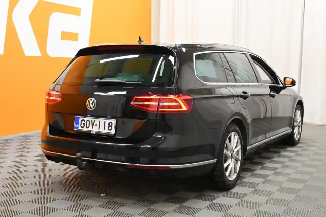 Musta Farmari, Volkswagen Passat – GOV-118