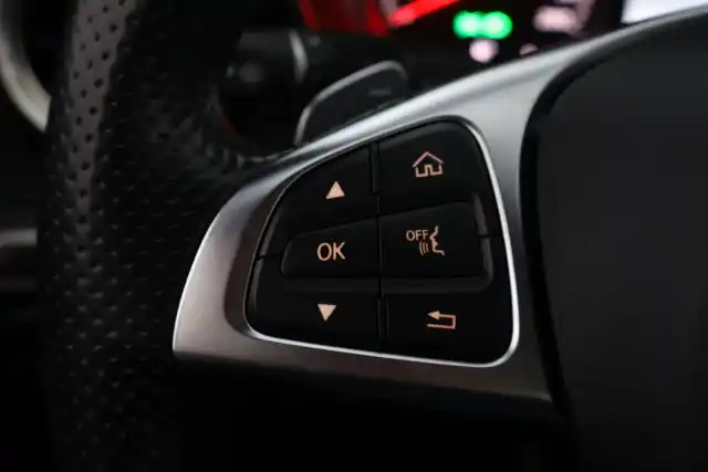 Sininen Farmari, Mercedes-Benz C – GOX-597