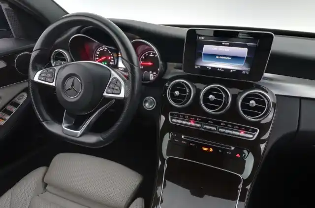 Sininen Farmari, Mercedes-Benz C – GOX-597