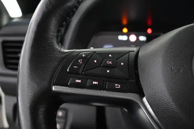 Valkoinen Viistoperä, Nissan Leaf – GOX-624