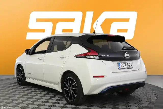 Valkoinen Viistoperä, Nissan Leaf – GOX-624