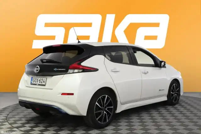 Valkoinen Viistoperä, Nissan Leaf – GOX-624