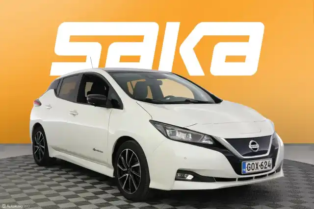 Valkoinen Viistoperä, Nissan Leaf – GOX-624