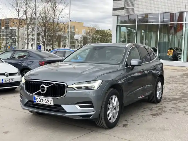 Harmaa Maastoauto, Volvo XC60 – GOX-627