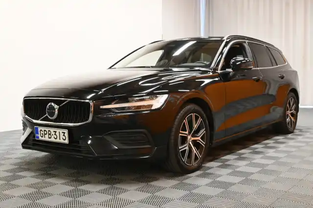 Musta Farmari, Volvo V60 – GPB-313