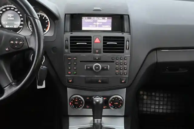 Musta Sedan, Mercedes-Benz C – GPF-664