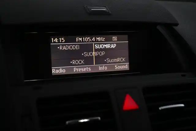 Musta Sedan, Mercedes-Benz C – GPF-664