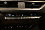 Musta Viistoperä, Lexus UX – GPG-860, kuva 28