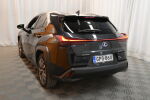 Musta Viistoperä, Lexus UX – GPG-860, kuva 5
