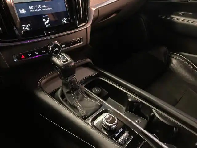 Valkoinen Farmari, Volvo V90 – GPI-143