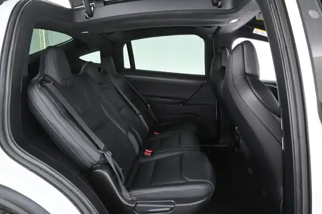 Valkoinen Maastoauto, Tesla Model X – GPI-989