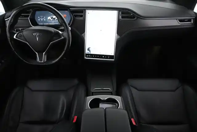 Valkoinen Maastoauto, Tesla Model X – GPI-989