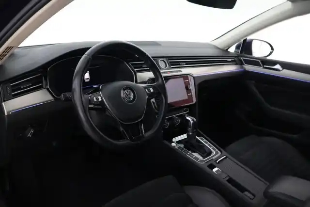 Sininen Farmari, Volkswagen Passat – GPL-499