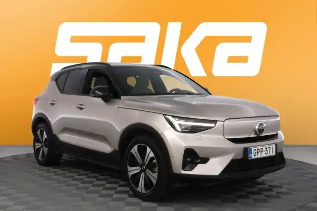 Beige Maastoauto, Volvo XC40 – GPP-371