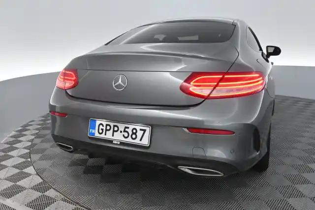 Harmaa Coupe, Mercedes-Benz C – GPP-587