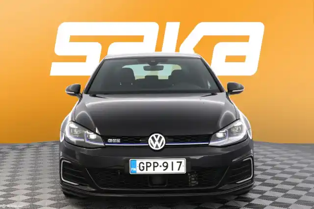 Musta Viistoperä, Volkswagen Golf – GPP-917