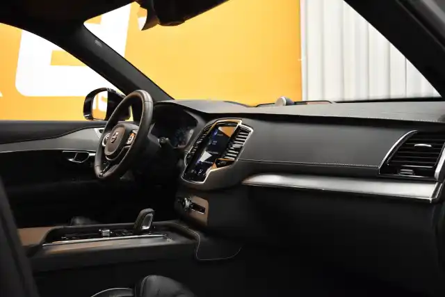Hopea Maastoauto, Volvo XC90 – GPS-866