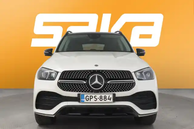 Valkoinen Maastoauto, Mercedes-Benz GLE – GPS-884