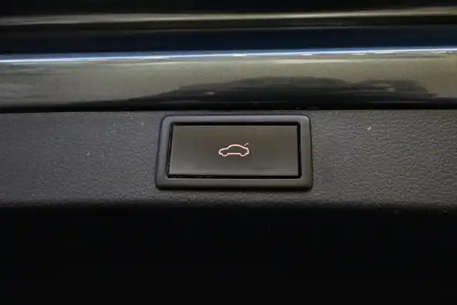 Harmaa Farmari, Skoda Octavia – GPT-154